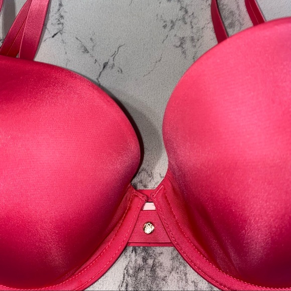 Victoria’s Secret Demi Bra - Picture 5 of 5